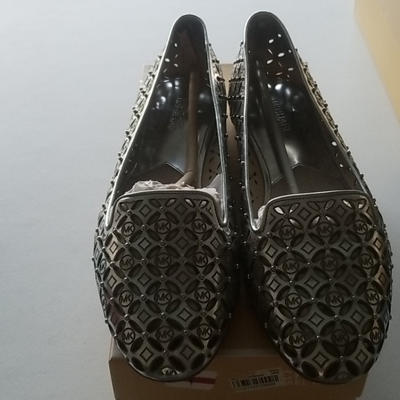 Shoes - Picture 1 of 1